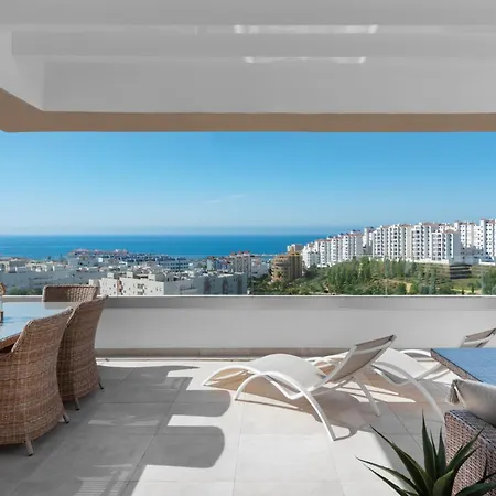 Penthouse With Ocean View * إِستيبونا