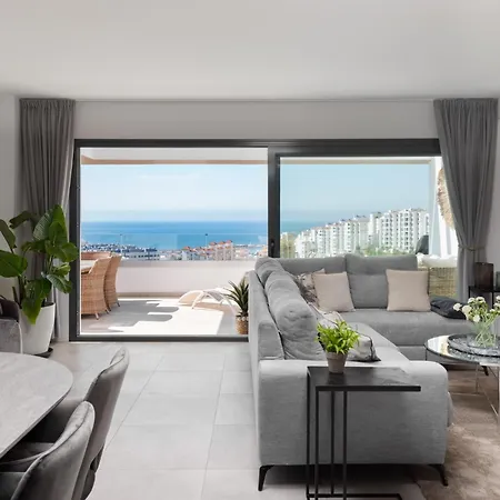 Penthouse With Ocean View شقة